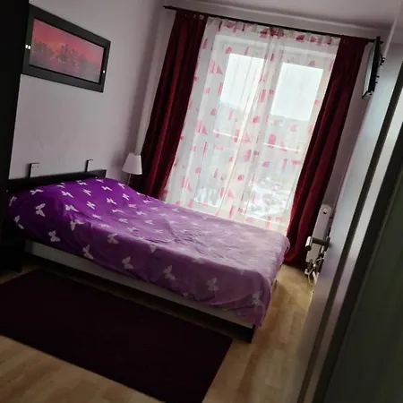 Jolly Apartment *